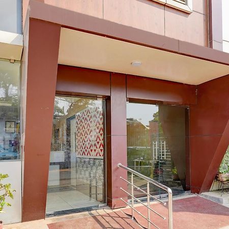 Super Hotel O Perungalathur Near Bus Stand チェンナイ エクステリア 写真