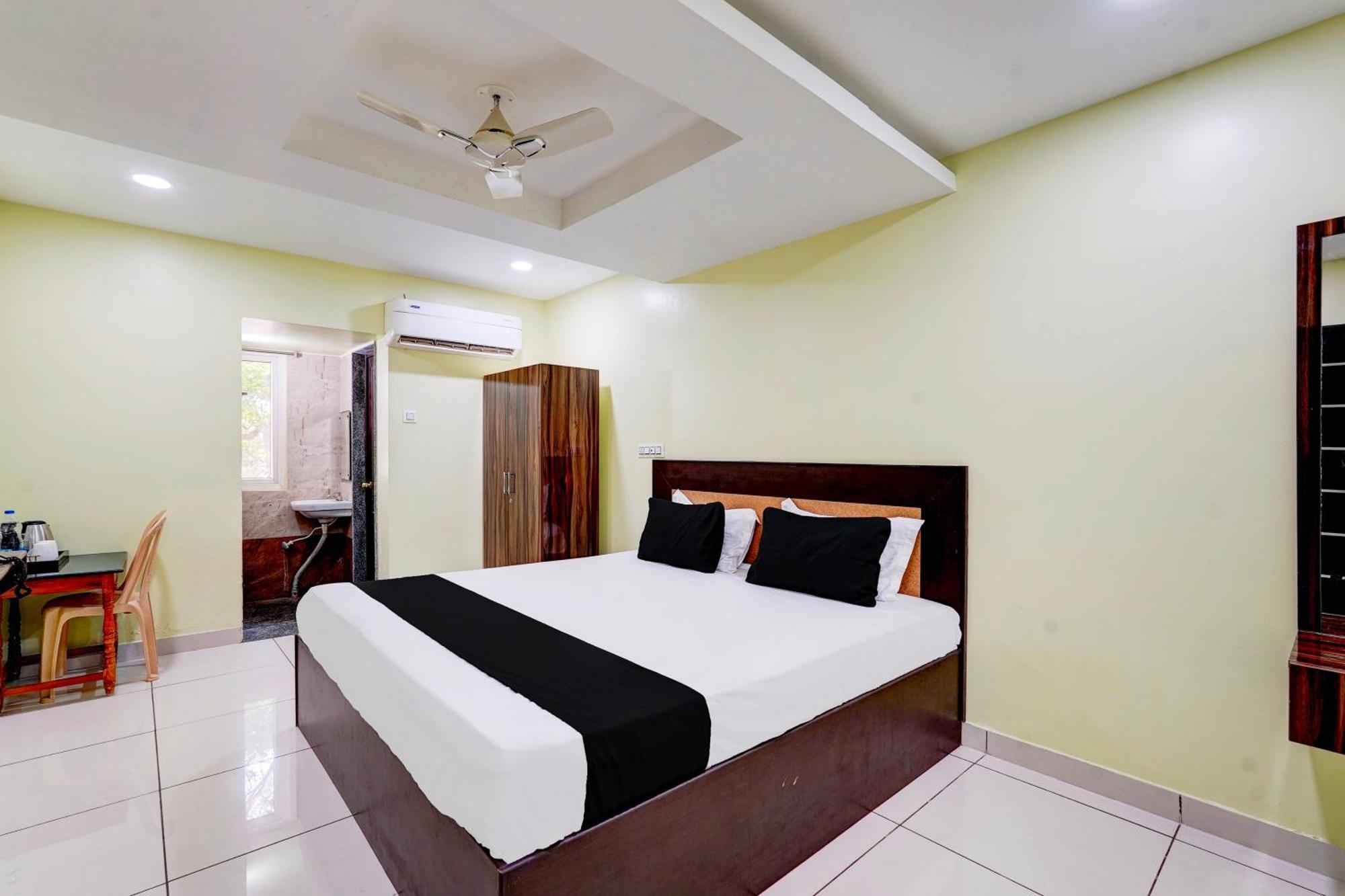 Super Hotel O Perungalathur Near Bus Stand チェンナイ エクステリア 写真